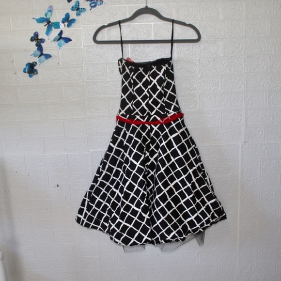 Ruby Rox Checkered Strapless Dress - Picture 3 of 7